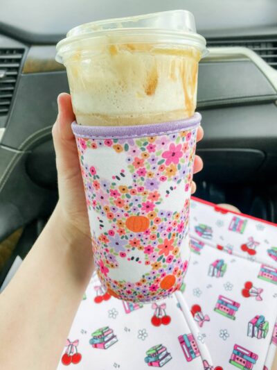 Ghostie Flowers Coozie